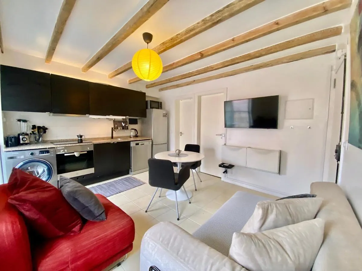Central Lisbon Balcony Apartment 0*,  Portugal